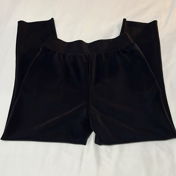 FLX High Rise Solace Tapered Pants in Mineral Black - Picture 4 of 6